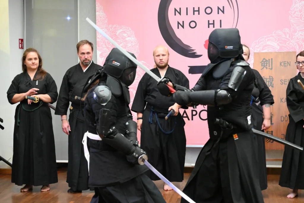 kenseikan grupa sparingowa, sparing kenjutsu